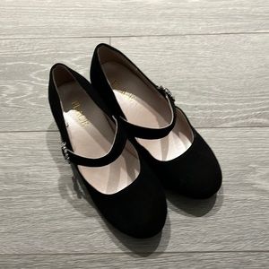 EUC Children’s Place Girls Dress Shoes size 1